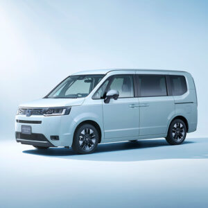 STEP WGNに新グレード「STEP WGN AIR EX」、 「STEP WGN e:HEV SPADA PREMIUM LINE BLACK EDITION」を追加して発売↗